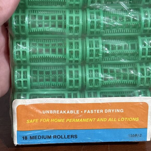 Gloray Snap On Rollers Vintage Unbreakable Plastic 18 Medium NOS - Picture 6 of 7